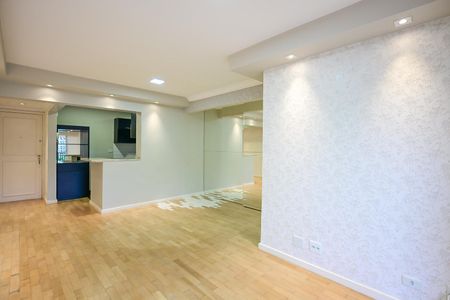 Sala de apartamento à venda com 2 quartos, 68m² em Vila Sonia, São Paulo