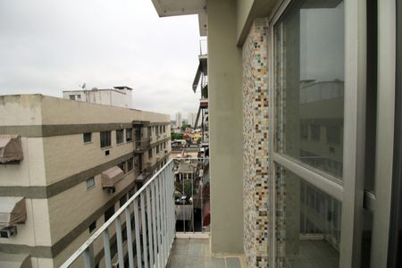 Apartamento para alugar com 100m², 2 quartos e 1 vagaVaranda