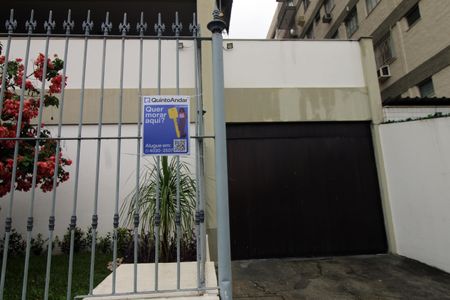 Apartamento para alugar com 100m², 2 quartos e 1 vagaPlaca