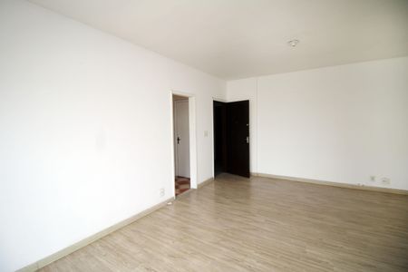 Sala de apartamento para alugar com 2 quartos, 100m² em Irajá, Rio de Janeiro