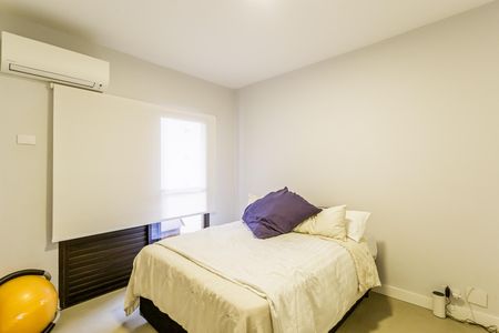 Apartamento à venda com 140m², 2 quartos e 2 vagasQuarto Suíte