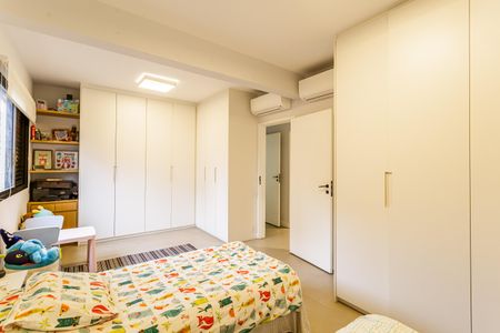 Apartamento à venda com 140m², 2 quartos e 2 vagasQuarto 1