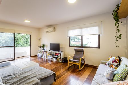 Apartamento à venda com 140m², 2 quartos e 2 vagasSala