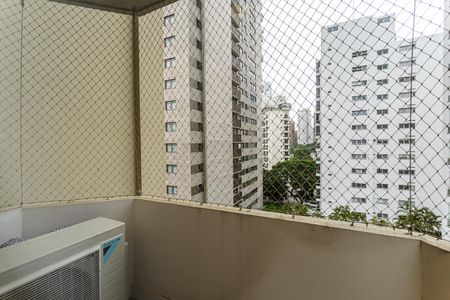 Apartamento à venda com 140m², 2 quartos e 2 vagasVaranda