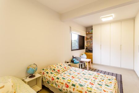 Quarto 1 de apartamento à venda com 2 quartos, 140m² em Moema, São Paulo