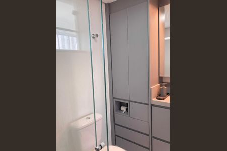 Apartamento à venda com 69m², 3 quartos e sem vaga Apartamento à venda com 69m², 3 quartos e sem vagaBanheiro