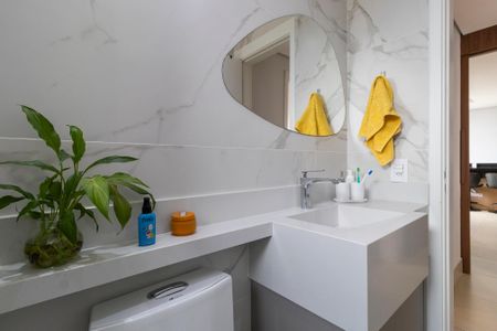 Apartamento à venda com 68m², 2 quartos e 2 vagasBanheiro social