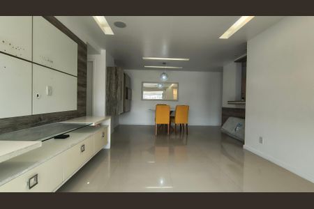 Sala de apartamento para alugar com 3 quartos, 113m² em Recreio dos Bandeirantes, Rio de Janeiro