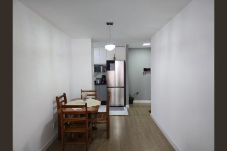Sala  de apartamento à venda com 3 quartos, 75m² em Picanço, Guarulhos