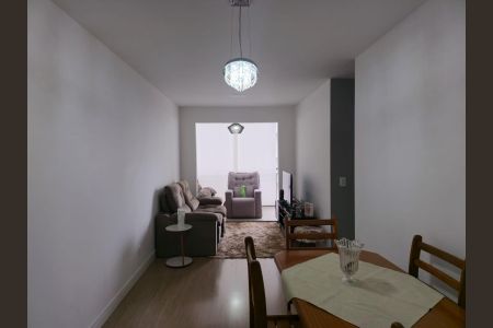 Sala  de apartamento à venda com 3 quartos, 75m² em Picanço, Guarulhos