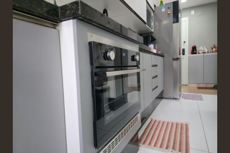 Apartamento à venda com 75m², 3 quartos e 2 vagasCozinha e Área de Serviço