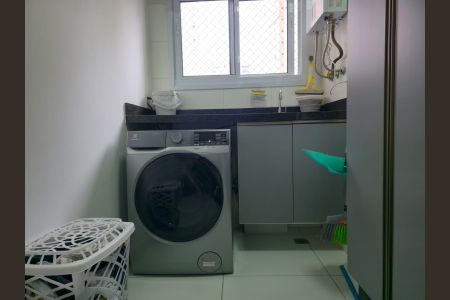 Apartamento à venda com 75m², 3 quartos e 2 vagasCozinha e Área de Serviço