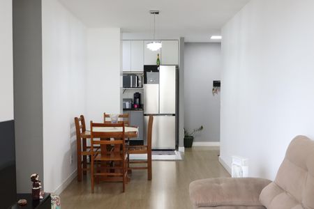 Sala  de apartamento à venda com 3 quartos, 75m² em Picanço, Guarulhos