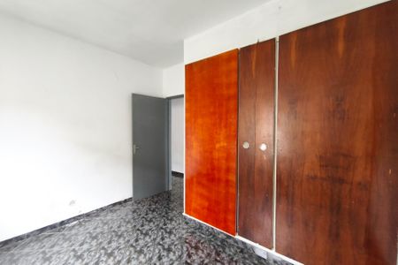 Casa à venda com 200m², 3 quartos e 2 vagas Casa à venda com 200m², 3 quartos e 2 vagasQuarto 3