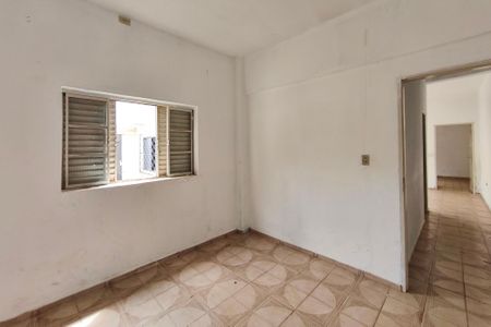 Casa à venda com 200m², 3 quartos e 2 vagas Casa à venda com 200m², 3 quartos e 2 vagasCasa 2 - Quarto
