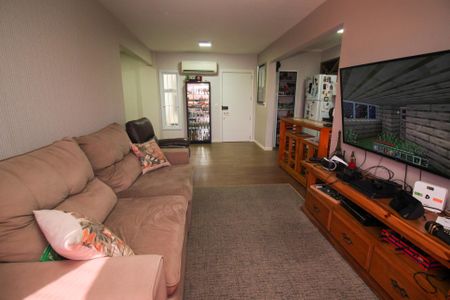 Apartamento à venda com 94m², 3 quartos e 1 vaga Apartamento à venda com 94m², 3 quartos e 1 vagaSala