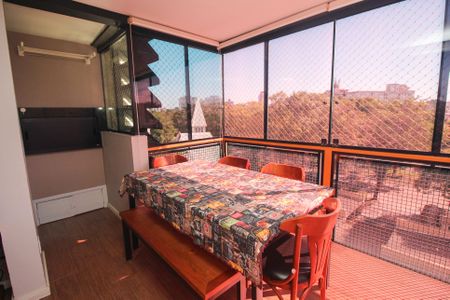 Apartamento à venda com 94m², 3 quartos e 1 vaga Apartamento à venda com 94m², 3 quartos e 1 vagaVaranda da Sala