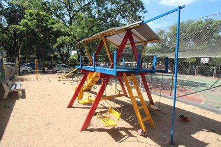 Apartamento à venda com 94m², 3 quartos e 1 vaga Apartamento à venda com 94m², 3 quartos e 1 vagaÁrea comum - Playground