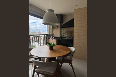 Apartamento à venda com 69m², 2 quartos e 2 vagasVaranda