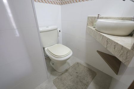 Apartamento à venda com 104m², 2 quartos e 2 vagas Apartamento à venda com 104m², 2 quartos e 2 vagasBanheiro Cobertura