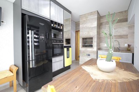 Apartamento à venda com 104m², 2 quartos e 2 vagas Apartamento à venda com 104m², 2 quartos e 2 vagasCozinha Cobertura