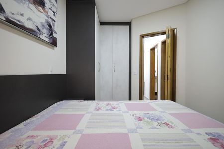 Apartamento à venda com 104m², 2 quartos e 2 vagas Apartamento à venda com 104m², 2 quartos e 2 vagasQuarto Suíte