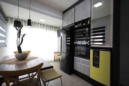 Apartamento à venda com 104m², 2 quartos e 2 vagas Apartamento à venda com 104m², 2 quartos e 2 vagasCozinha Cobertura