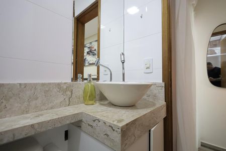 Apartamento à venda com 104m², 2 quartos e 2 vagas Apartamento à venda com 104m², 2 quartos e 2 vagasBanheiro Suíte