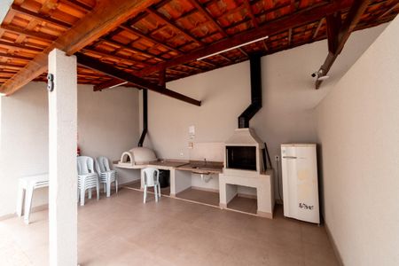 Apartamento para alugar com 52m², 2 quartos e 1 vaga Apartamento para alugar com 52m², 2 quartos e 1 vagaÁrea comum - Churrasqueira