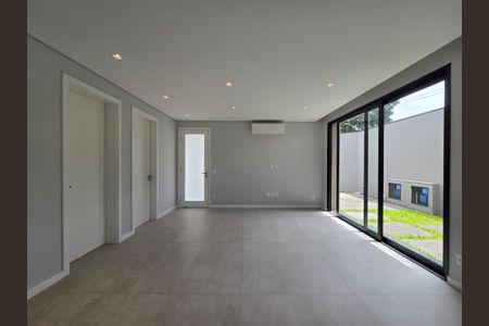 Casa à venda com 550m², 4 quartos e 4 vagasSala