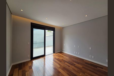 Casa à venda com 550m², 4 quartos e 4 vagasSuíte 3