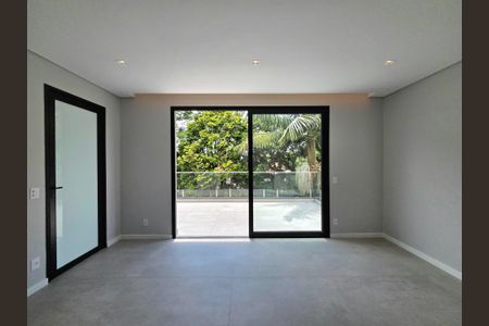 Casa à venda com 550m², 4 quartos e 4 vagasSauna