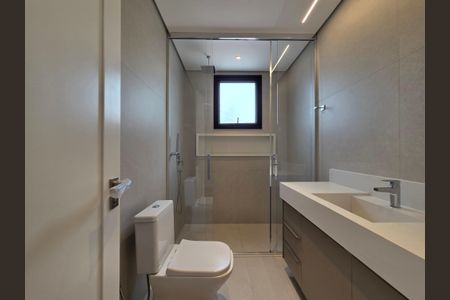 Casa à venda com 550m², 4 quartos e 4 vagasBanheiro da Suíte 3