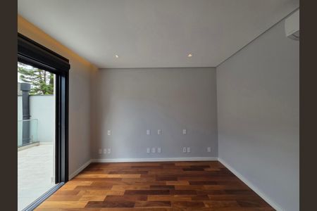 Casa à venda com 550m², 4 quartos e 4 vagasSuíte 3