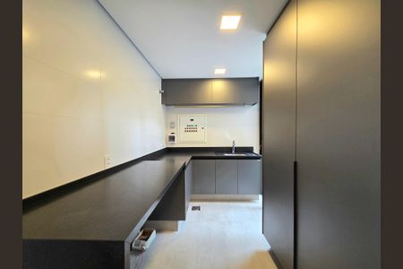 Casa à venda com 550m², 4 quartos e 4 vagasÁrea de Serviço