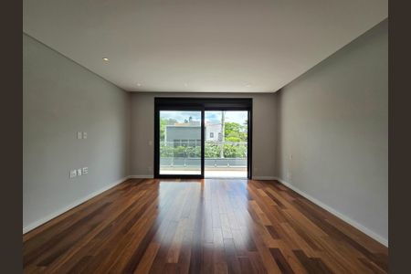 Casa à venda com 550m², 4 quartos e 4 vagasSuíte master