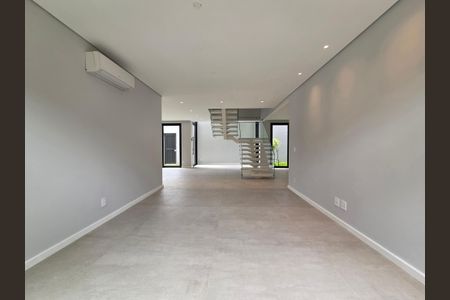 Sala de casa à venda com 4 quartos, 550m² em Jardim Luzitania, São Paulo