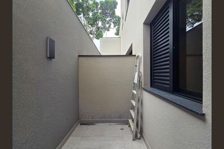 Casa à venda com 550m², 4 quartos e 4 vagasÁrea de Serviço