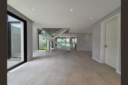Sala de casa à venda com 4 quartos, 550m² em Jardim Luzitania, São Paulo