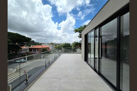 Casa à venda com 550m², 4 quartos e 4 vagasVaranda do terceiro andar