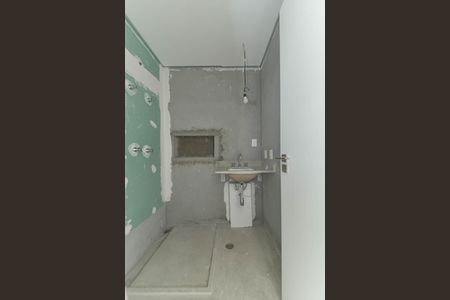 Apartamento à venda com 285m², 3 quartos e 3 vagas Apartamento à venda com 285m², 3 quartos e 3 vagasBanheiro 1 e 2 da Suíte 1