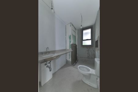 Apartamento à venda com 285m², 3 quartos e 3 vagas Apartamento à venda com 285m², 3 quartos e 3 vagasBanheiro 1 e 2 da Suíte 1