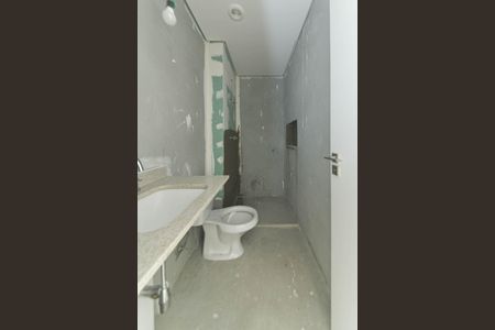 Apartamento à venda com 285m², 3 quartos e 3 vagas Apartamento à venda com 285m², 3 quartos e 3 vagasBanheiro da Suíte 2