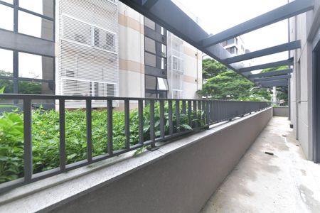 Apartamento à venda com 285m², 3 quartos e 3 vagas Apartamento à venda com 285m², 3 quartos e 3 vagasSuíte 2 - Varanda