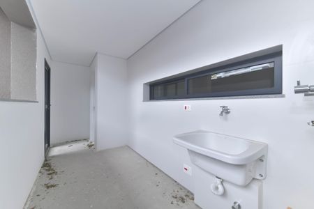 Apartamento à venda com 285m², 3 quartos e 3 vagas Apartamento à venda com 285m², 3 quartos e 3 vagasÁrea de Serviço