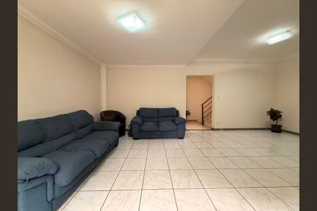 Casa à venda com 3 quartos, 360m² em Alto Caiçaras, Belo Horizonte