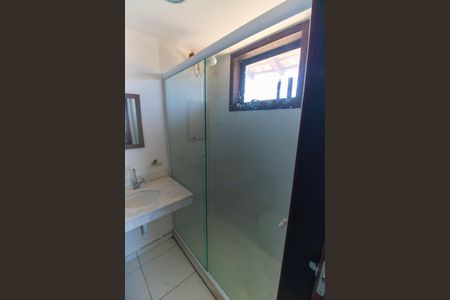 Casa à venda com 193m², 4 quartos e 3 vagas Casa à venda com 193m², 4 quartos e 3 vagasBanheiro da Suíte Externa