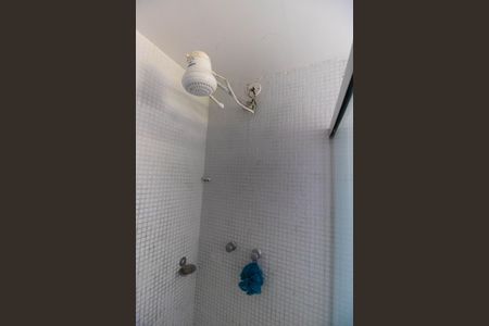 Casa à venda com 193m², 4 quartos e 3 vagas Casa à venda com 193m², 4 quartos e 3 vagasBanheiro da Suíte 2