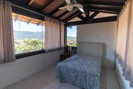 Casa à venda com 193m², 4 quartos e 3 vagas Casa à venda com 193m², 4 quartos e 3 vagasSuíte Externa