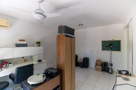 Casa à venda com 193m², 4 quartos e 3 vagas Casa à venda com 193m², 4 quartos e 3 vagasSuíte 2